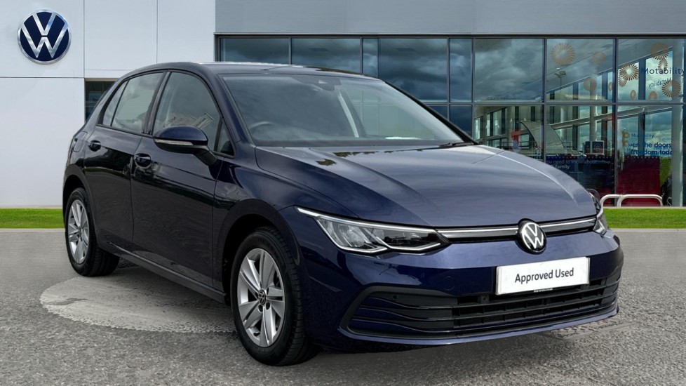 Main listing image - Volkswagen Golf