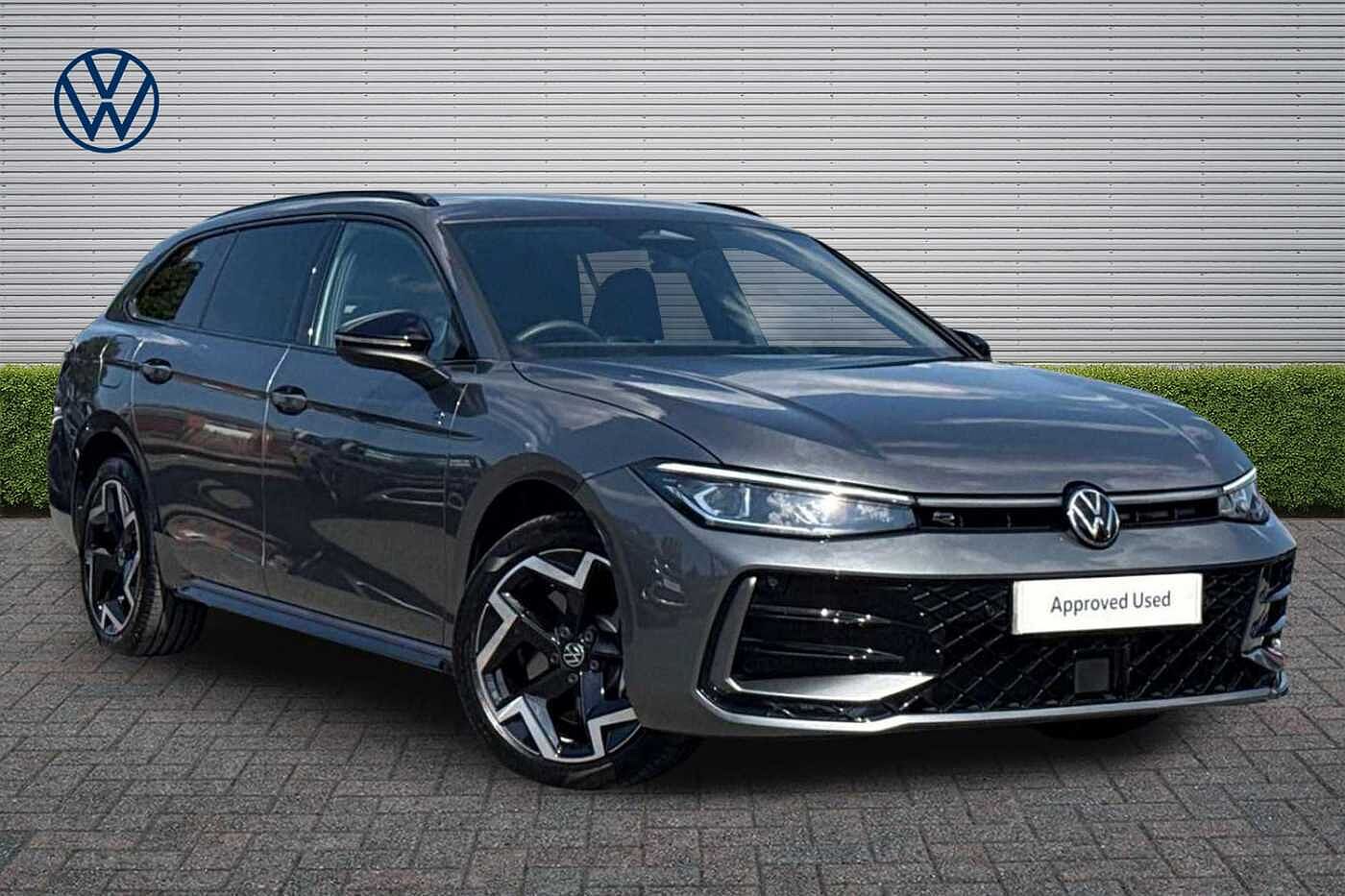 Main listing image - Volkswagen Passat