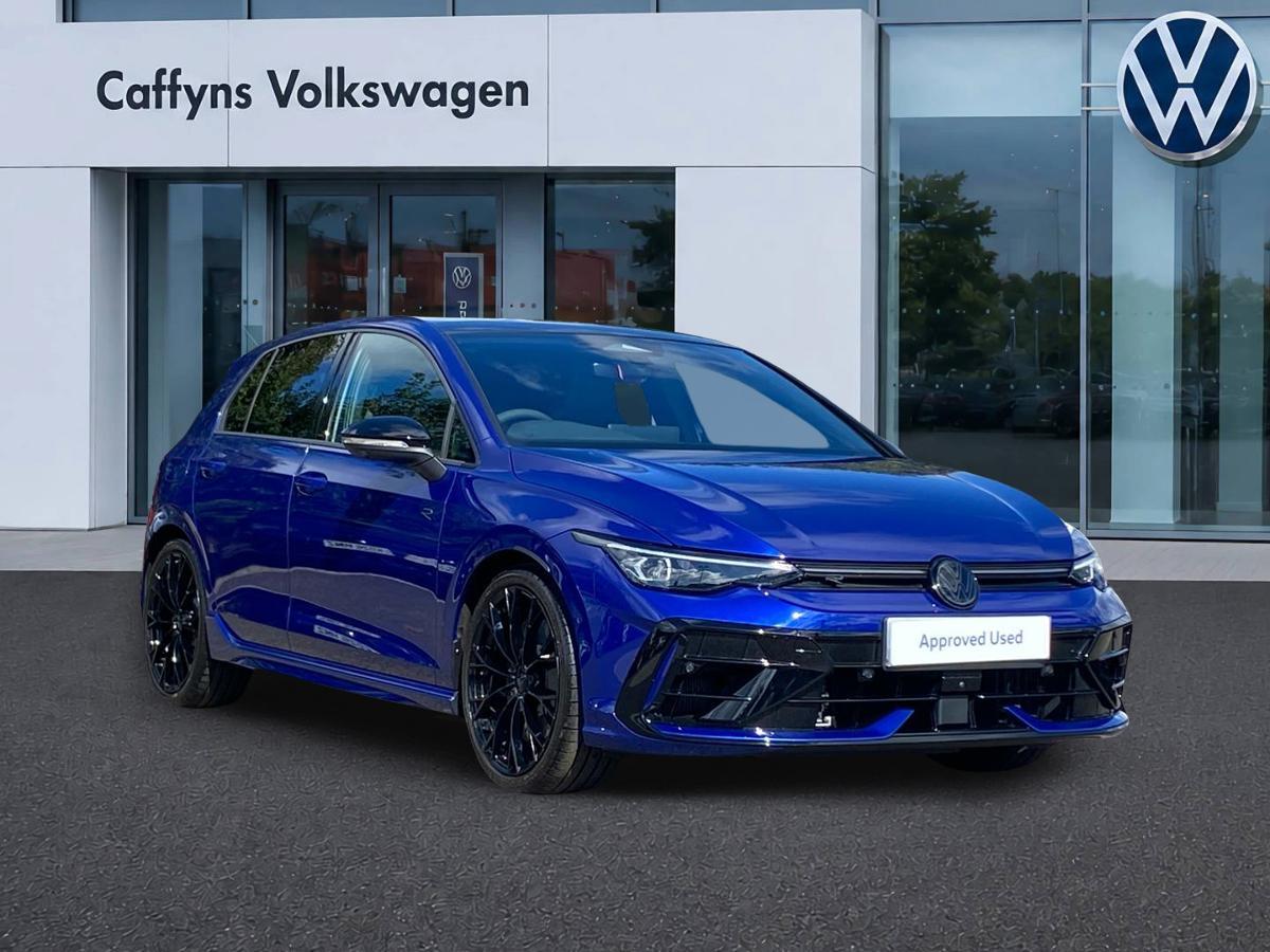Main listing image - Volkswagen Golf