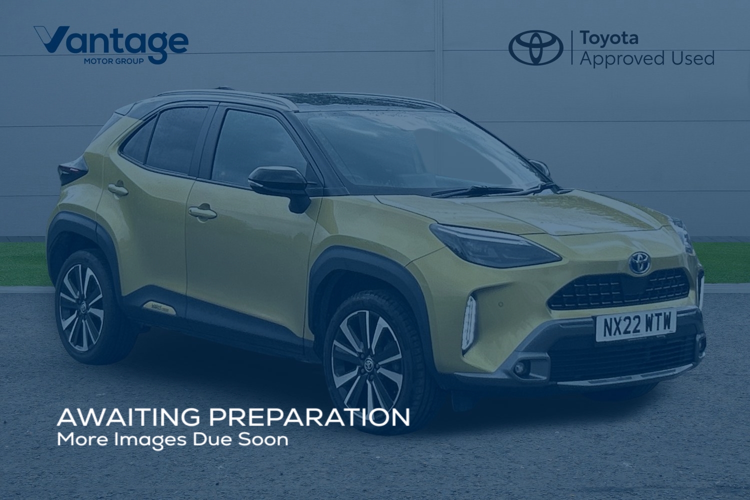 Main listing image - Toyota Yaris Cross