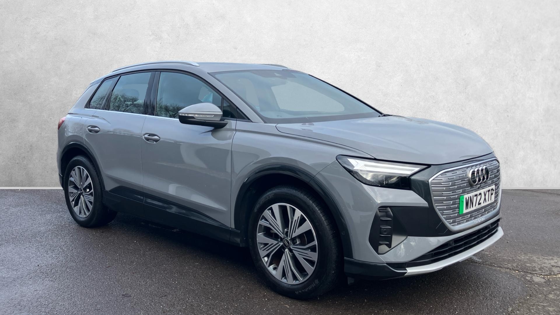 Main listing image - Audi Q4