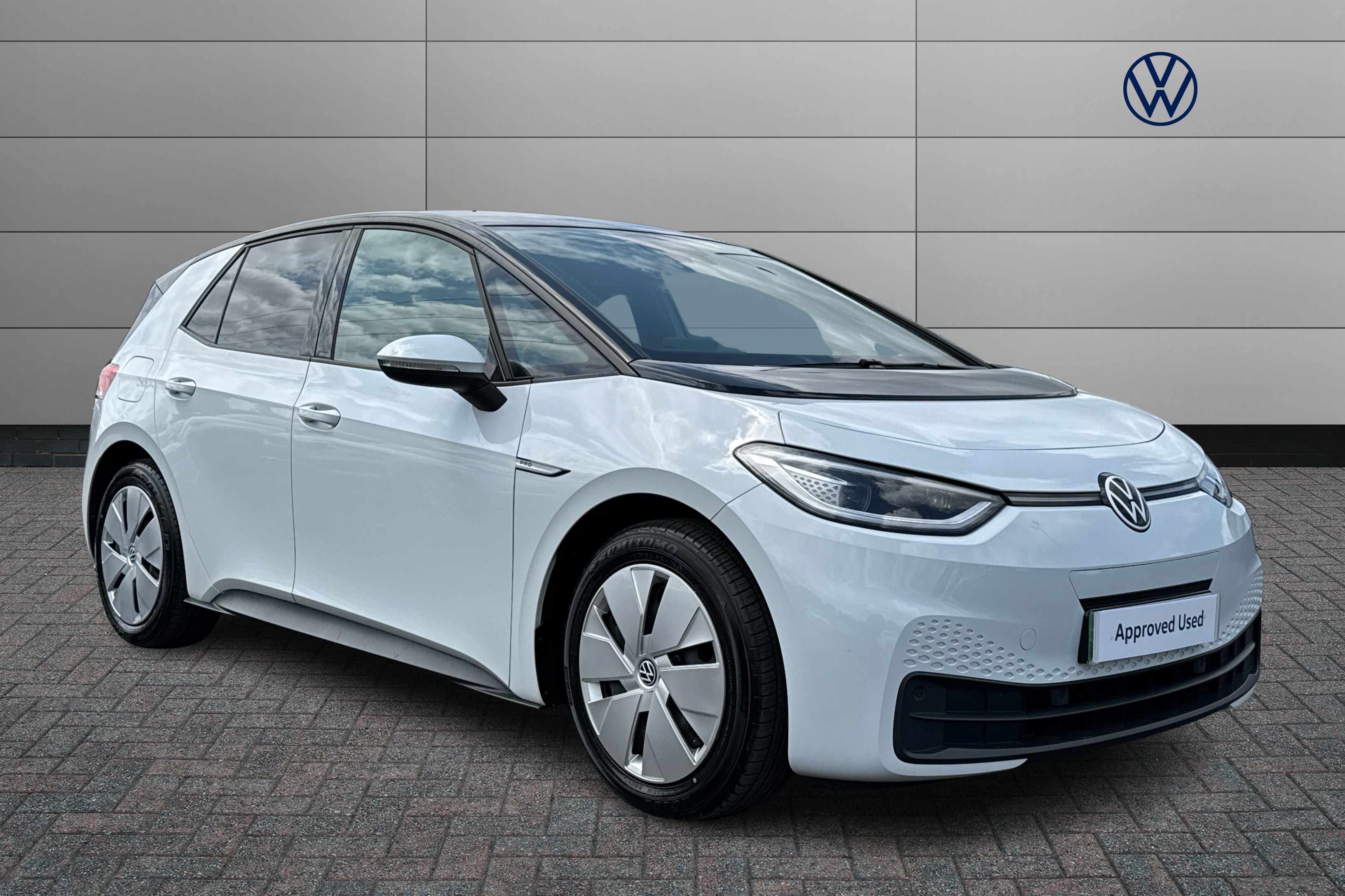 Main listing image - Volkswagen ID.3