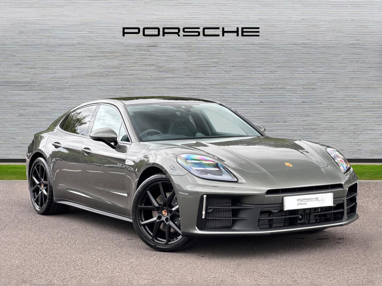 Main listing image - Porsche Panamera