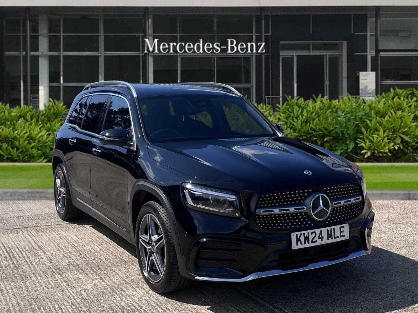 Main listing image - Mercedes-Benz GLB