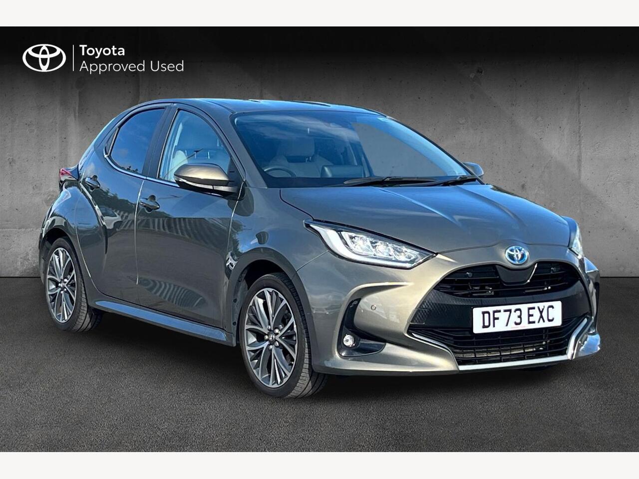 Main listing image - Toyota Yaris