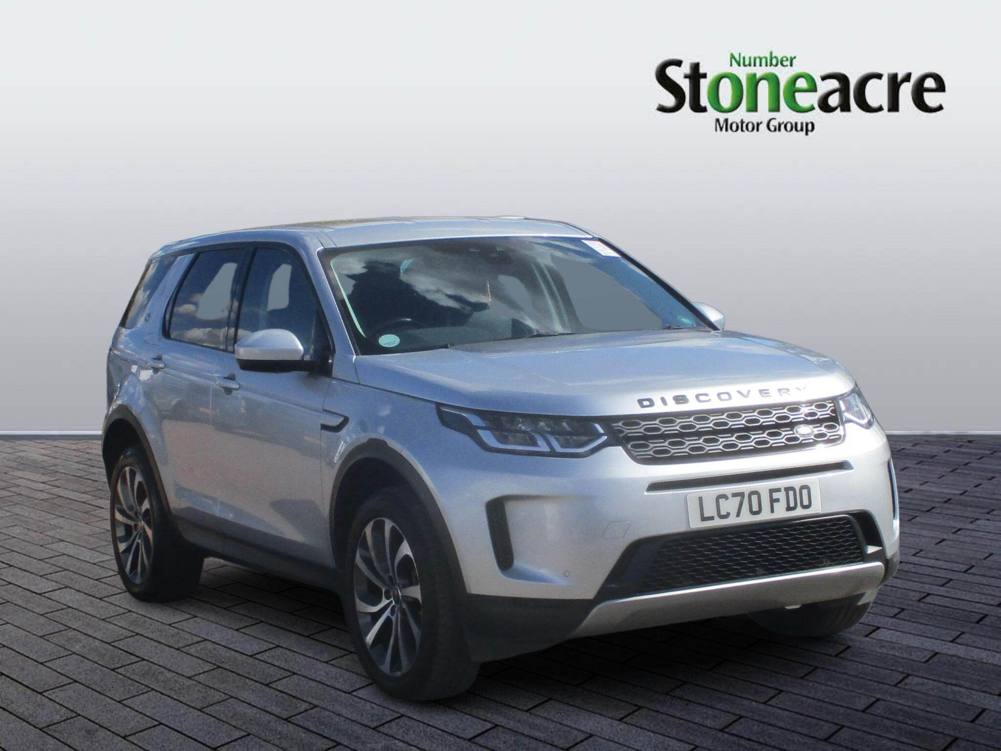Main listing image - Land Rover Discovery Sport
