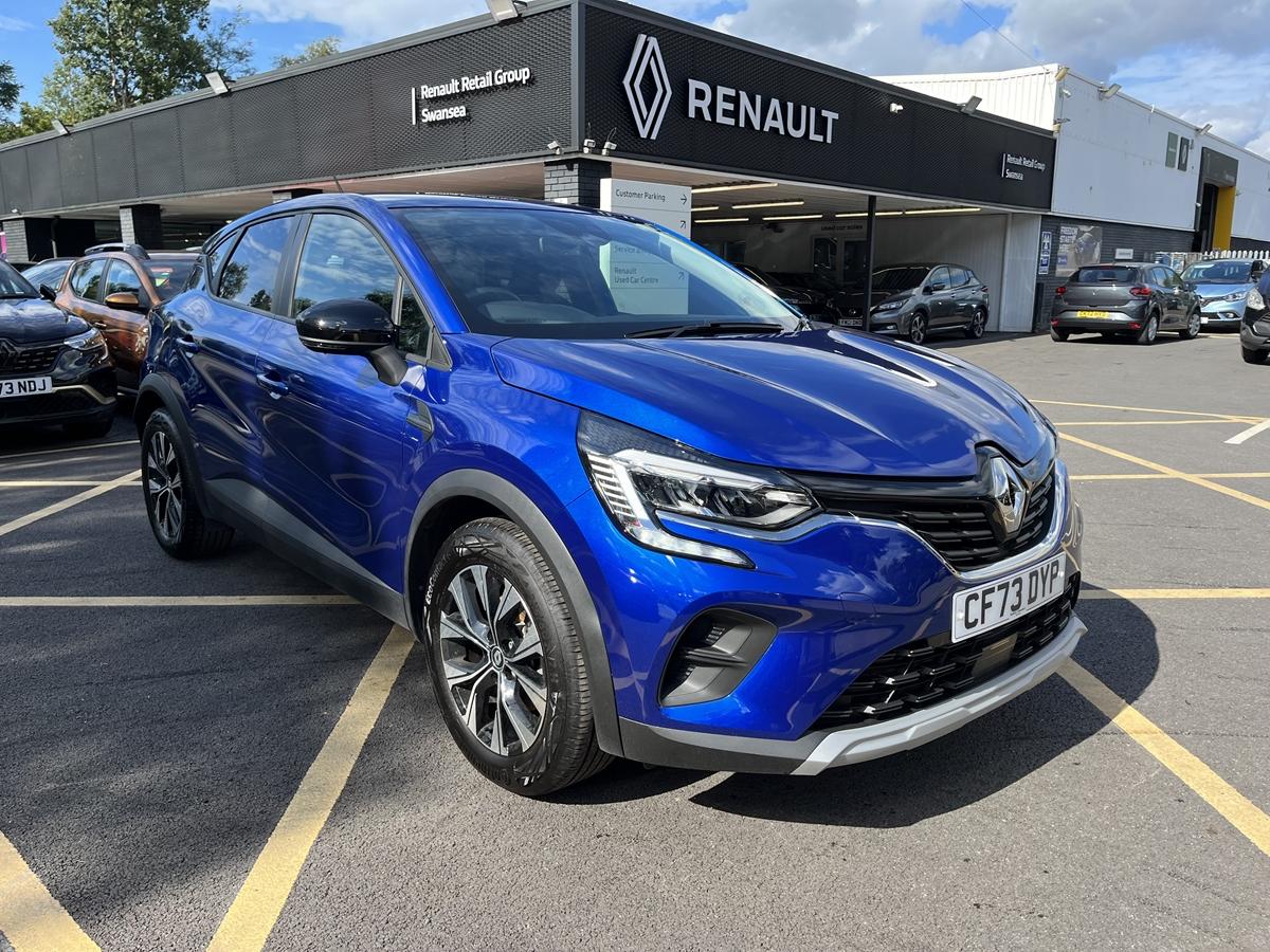 Main listing image - Renault Captur