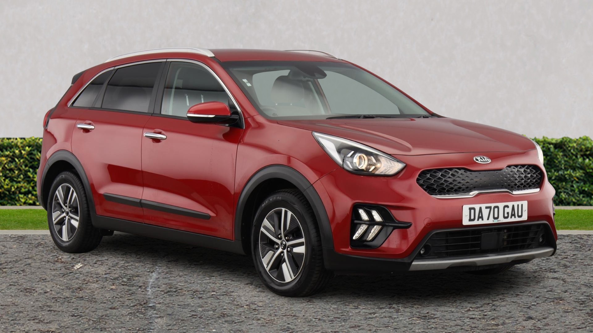 Main listing image - Kia Niro