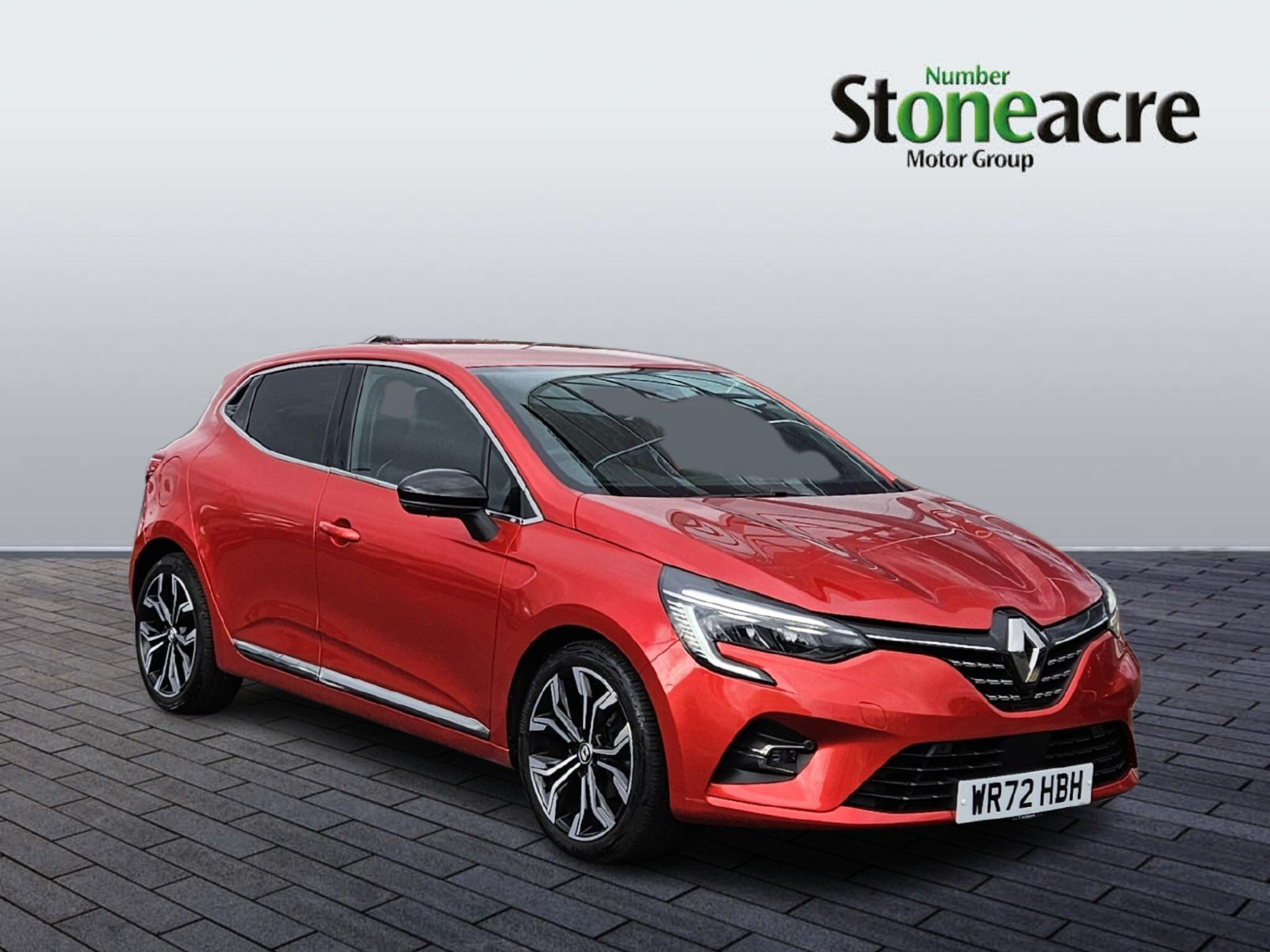 Main listing image - Renault Clio