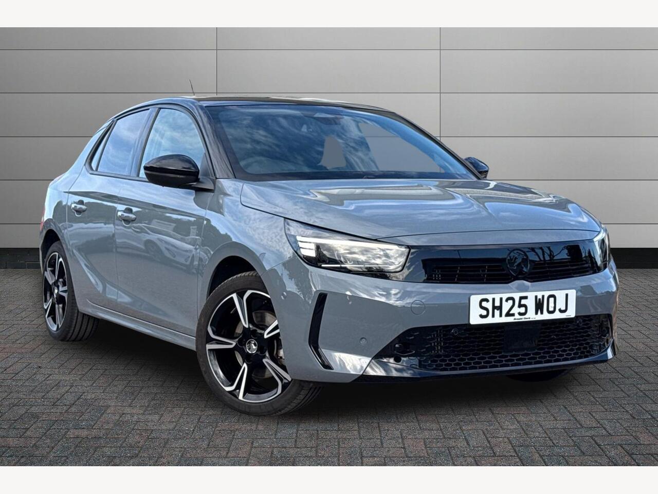 Main listing image - Vauxhall Corsa