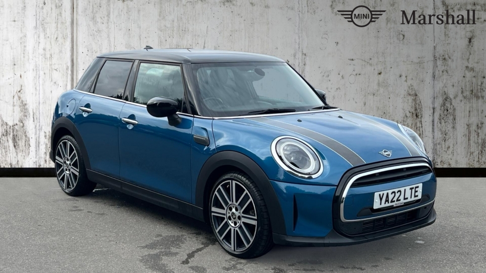 Main listing image - MINI Hatchback 5dr