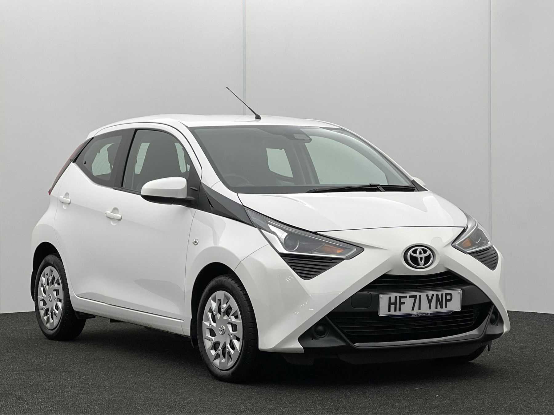 Main listing image - Toyota Aygo