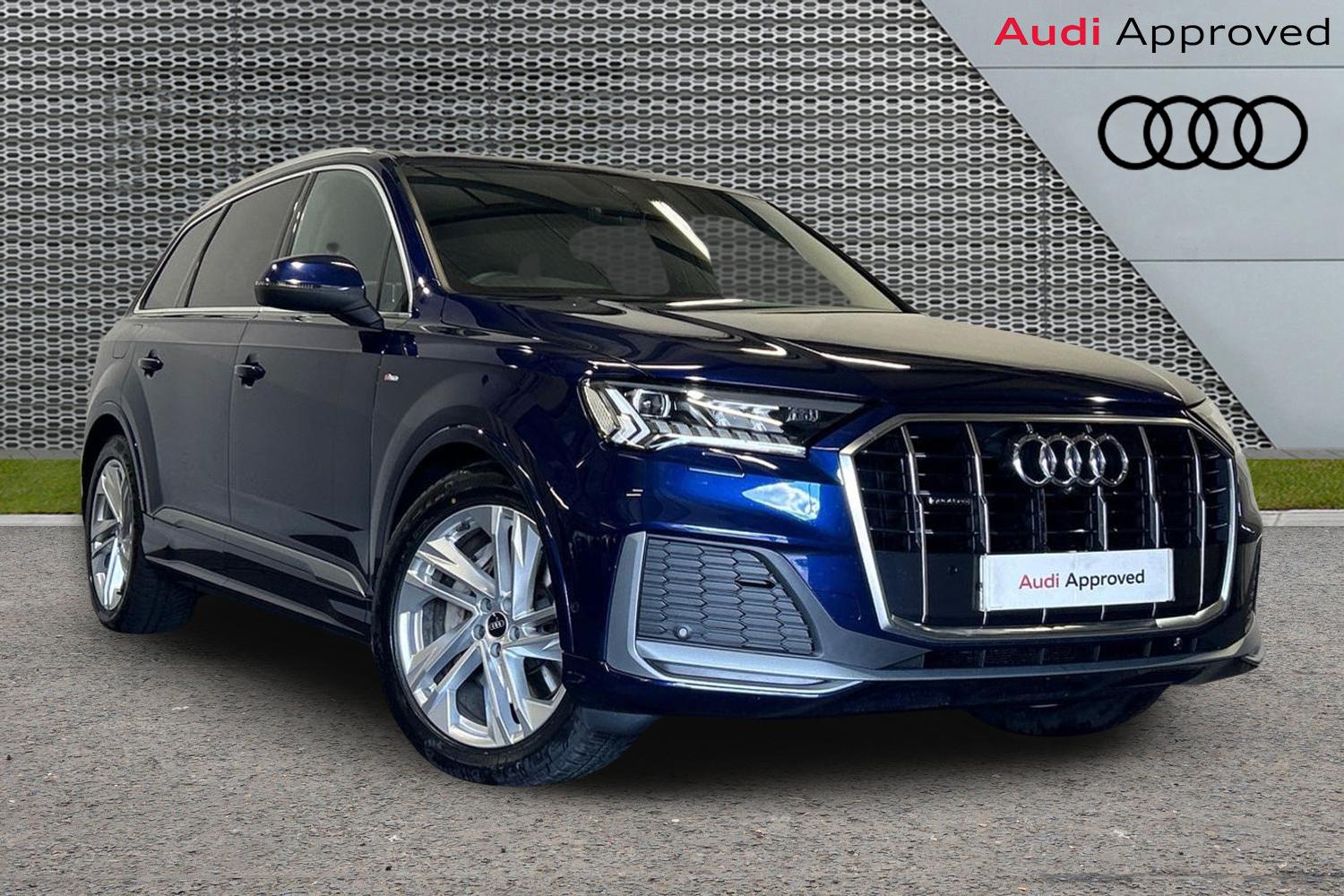 Main listing image - Audi Q7