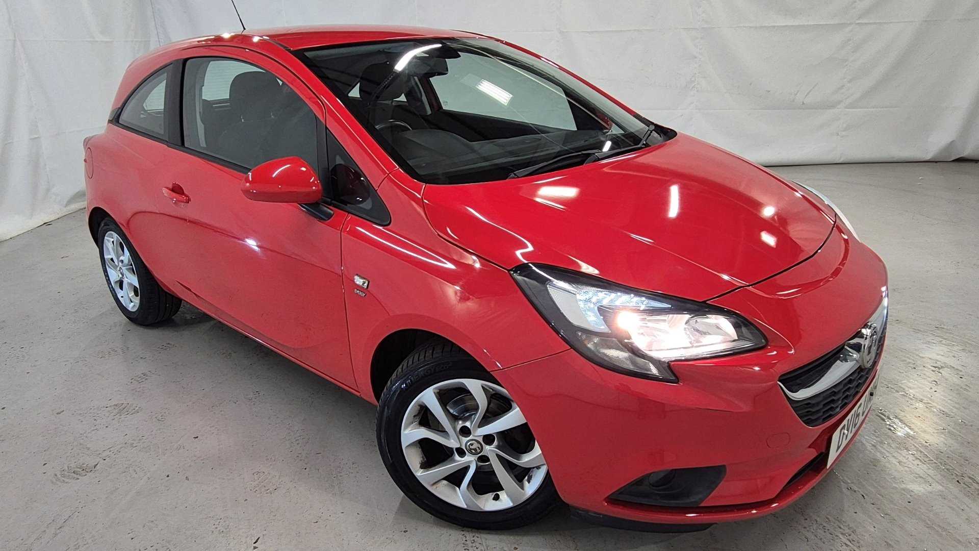 Main listing image - Vauxhall Corsa