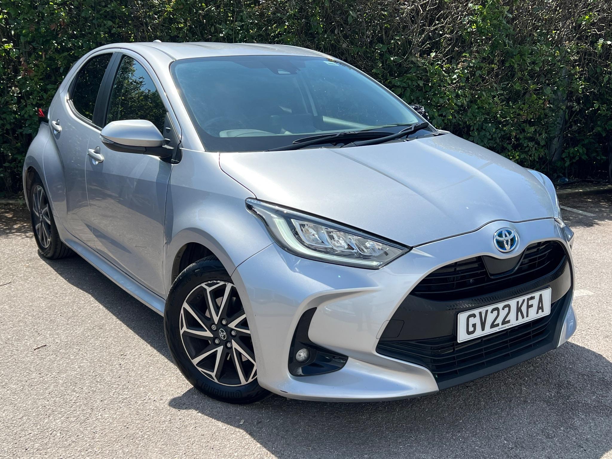 Main listing image - Toyota Yaris