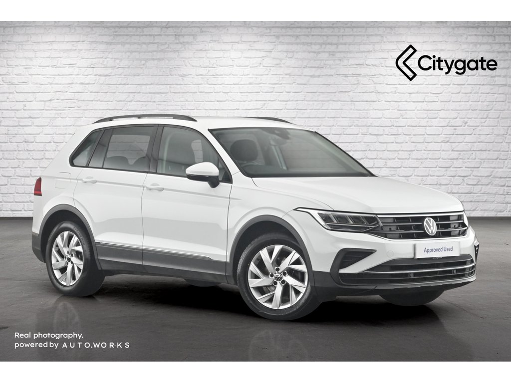 Main listing image - Volkswagen Tiguan