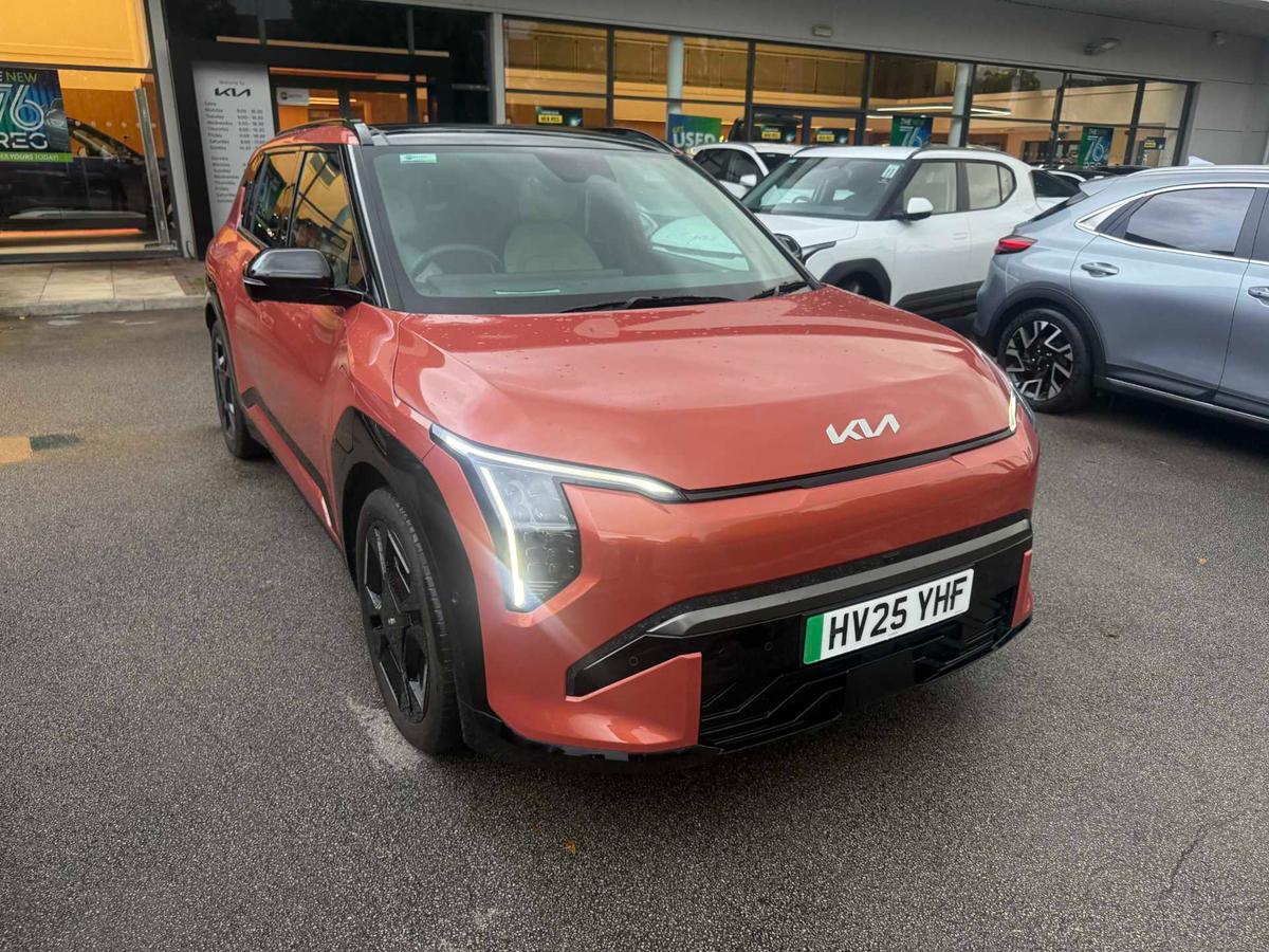 Main listing image - Kia EV3