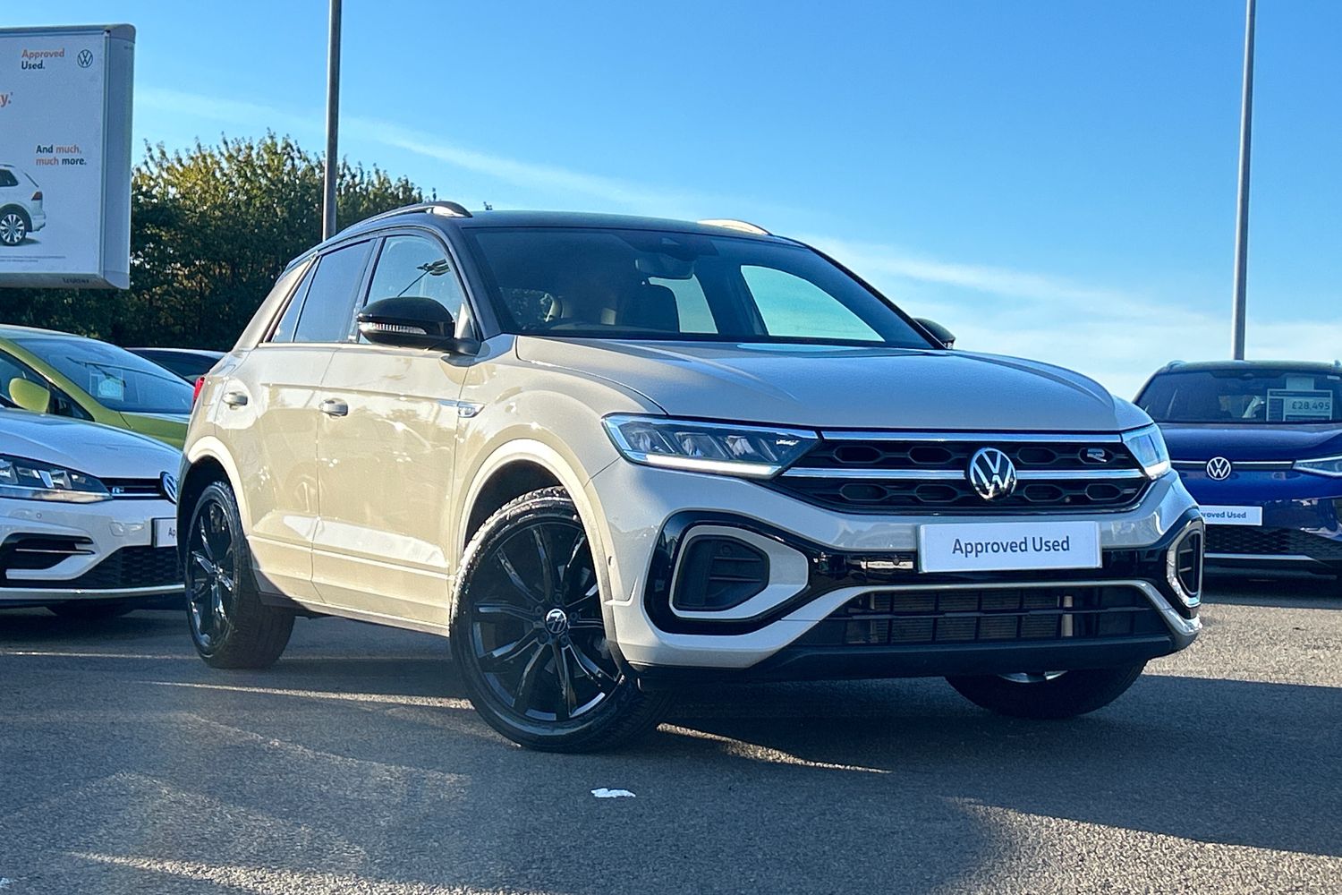 Main listing image - Volkswagen T-Roc