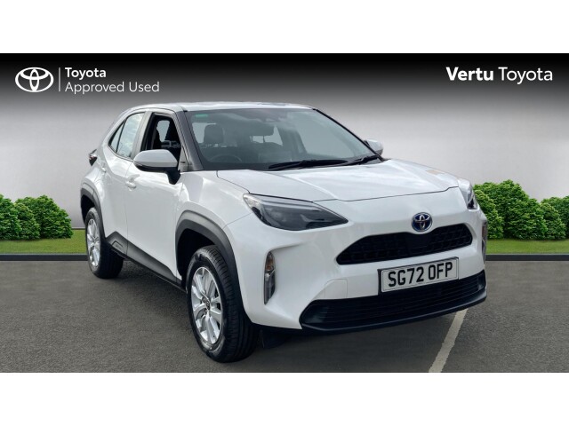 Main listing image - Toyota Yaris Cross