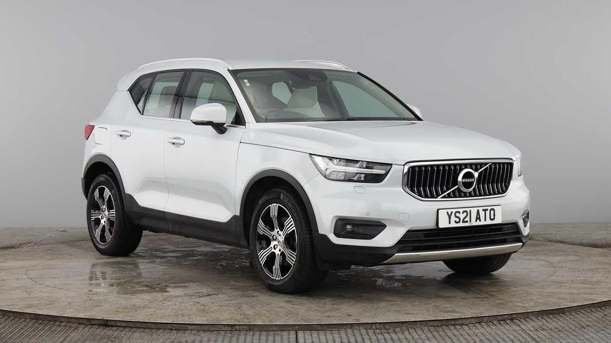 Main listing image - Volvo XC40