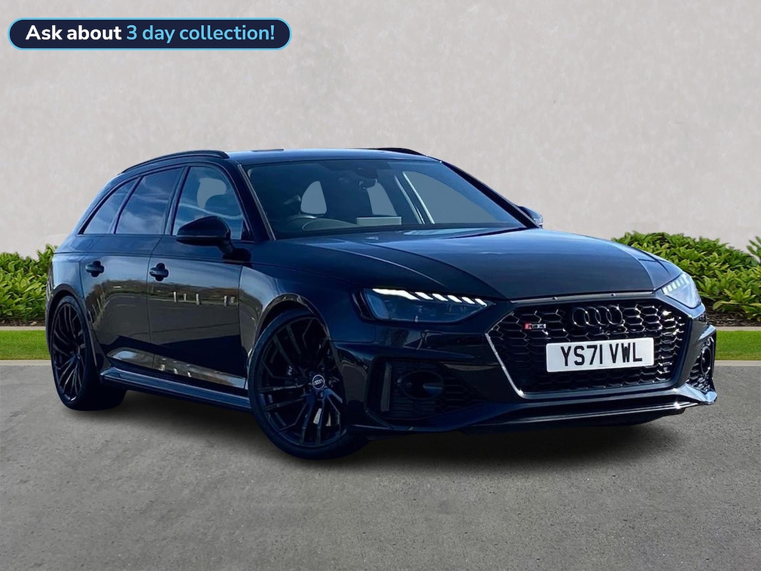 Main listing image - Audi RS4