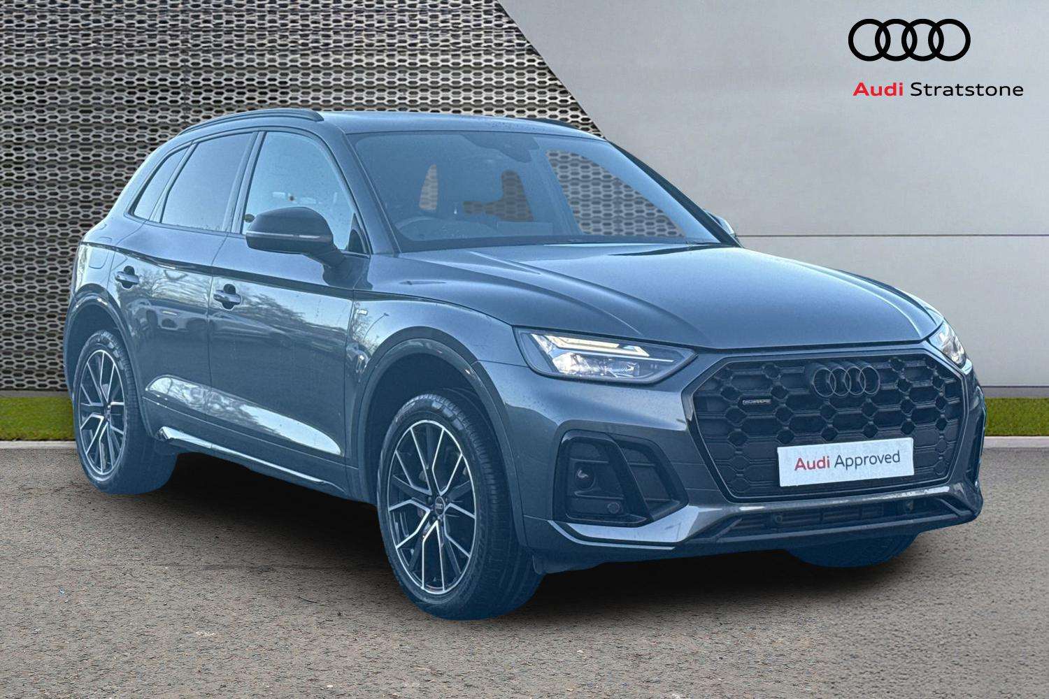 Main listing image - Audi Q5