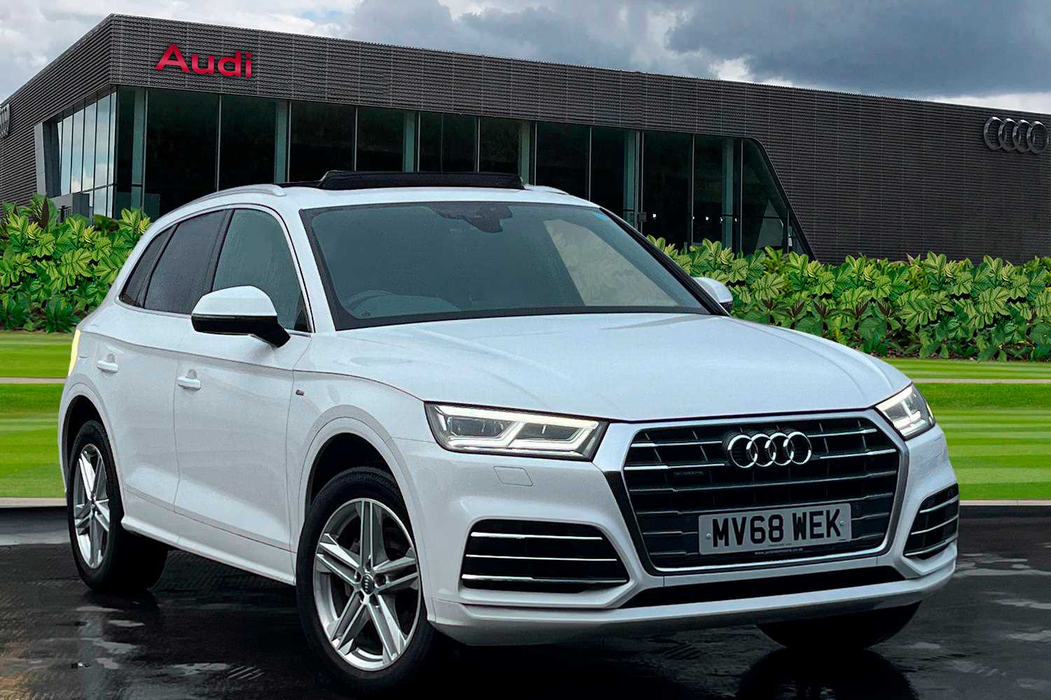 Main listing image - Audi Q5