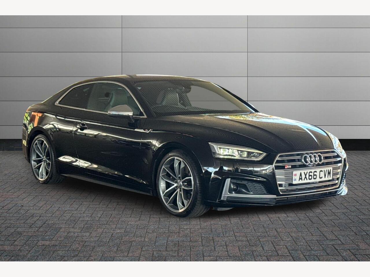 Main listing image - Audi A5