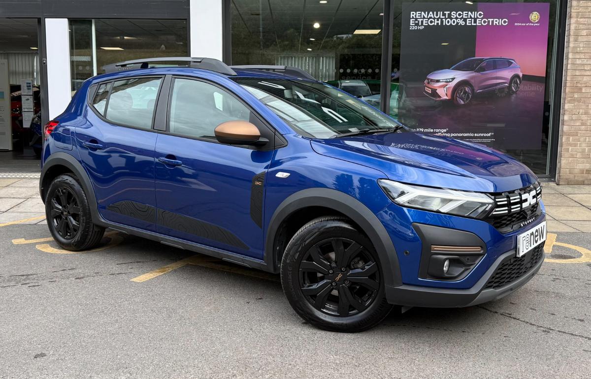 Main listing image - Dacia Sandero Stepway