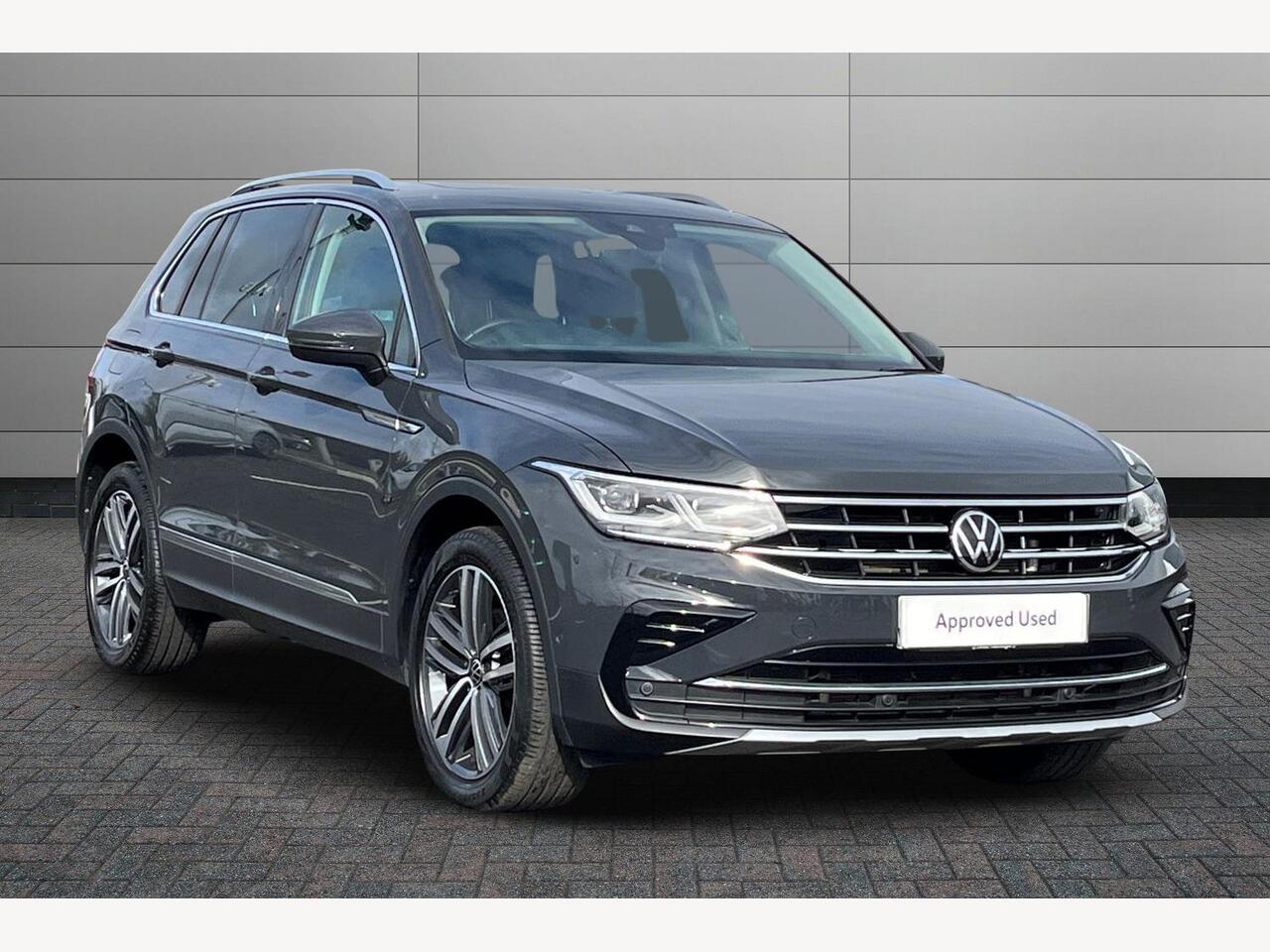 Main listing image - Volkswagen Tiguan