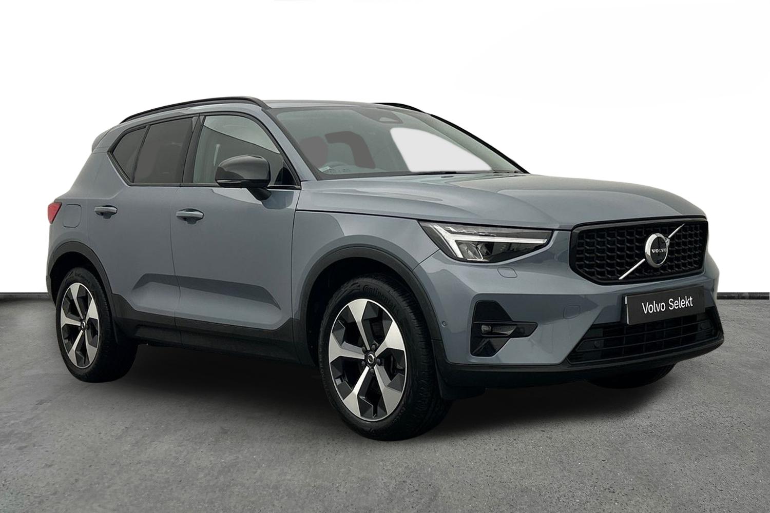 Main listing image - Volvo XC40