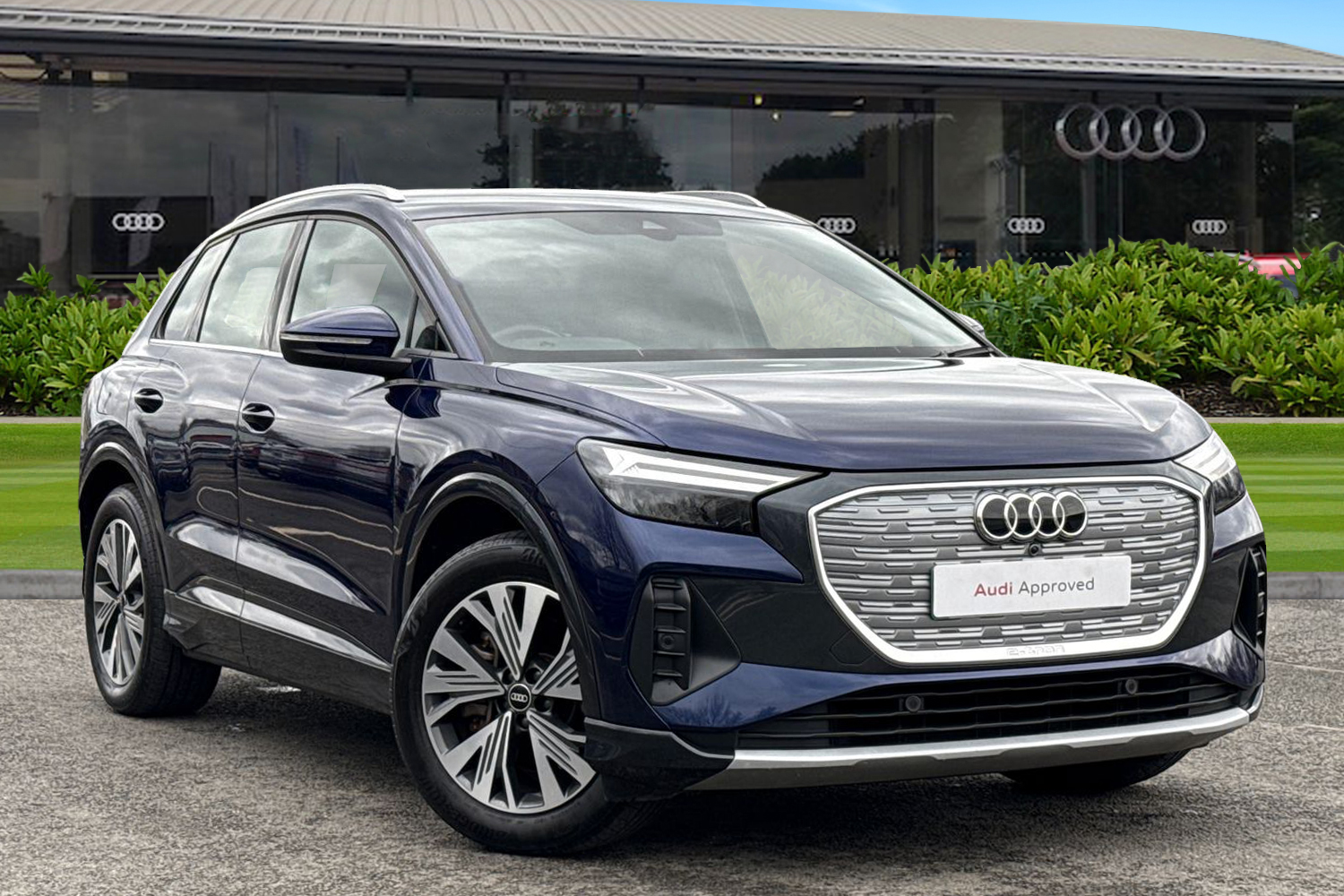 Main listing image - Audi Q4