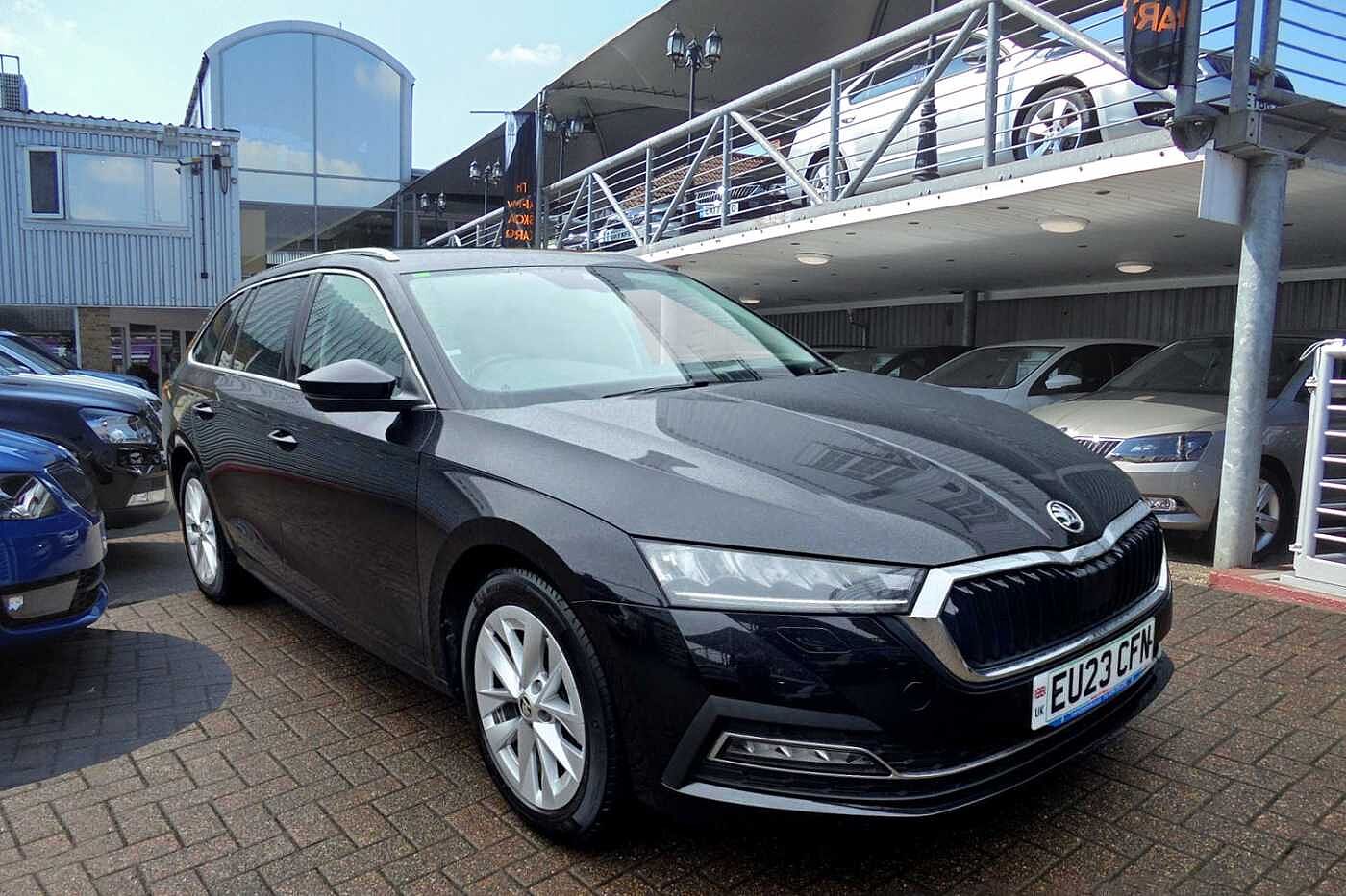 Main listing image - Skoda Octavia Estate