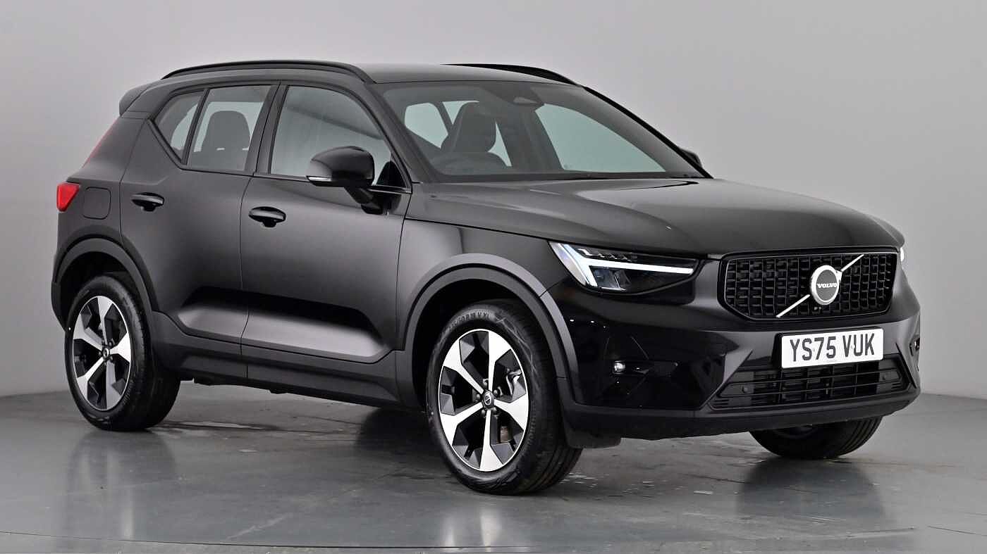 Main listing image - Volvo XC40
