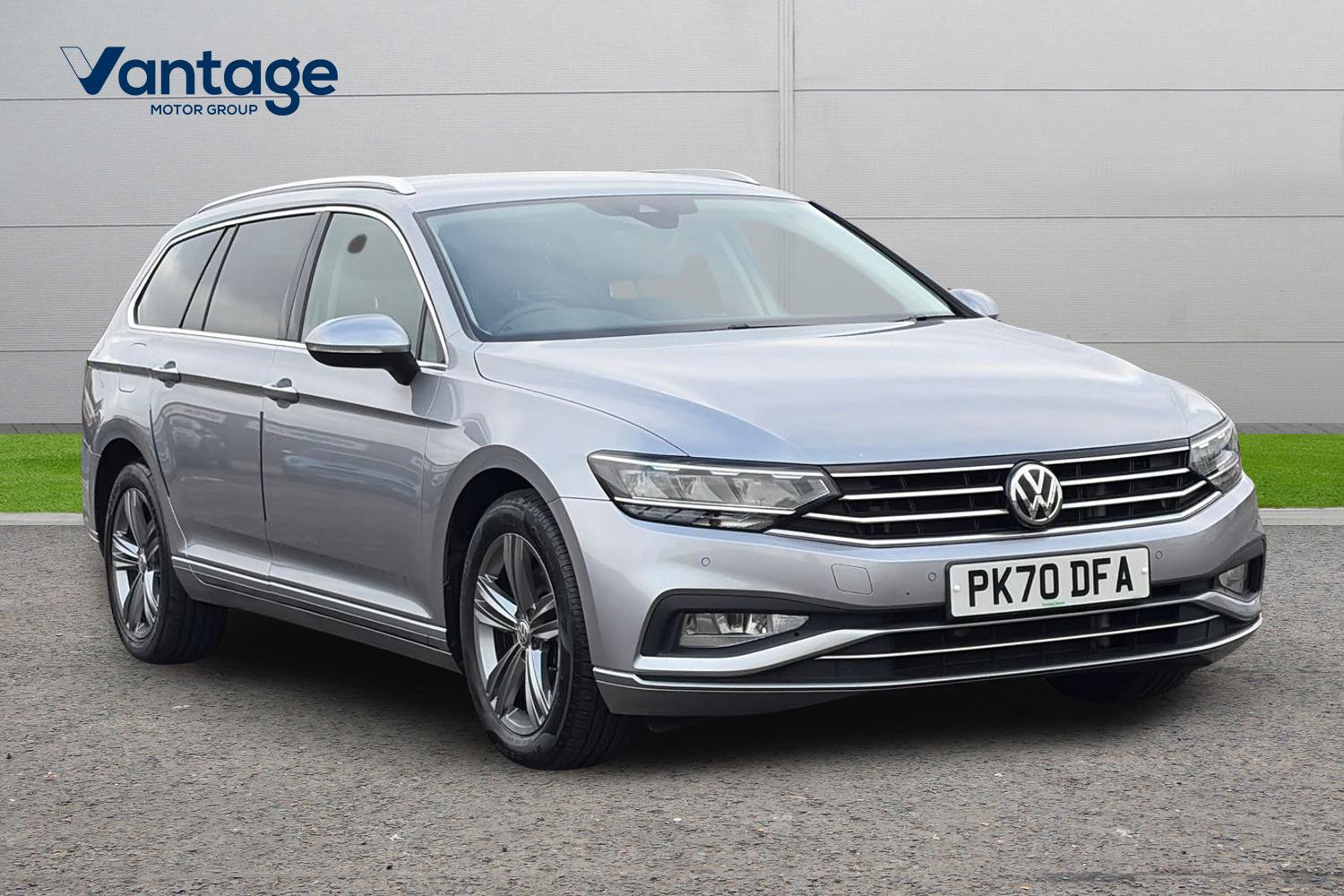 Main listing image - Volkswagen Passat
