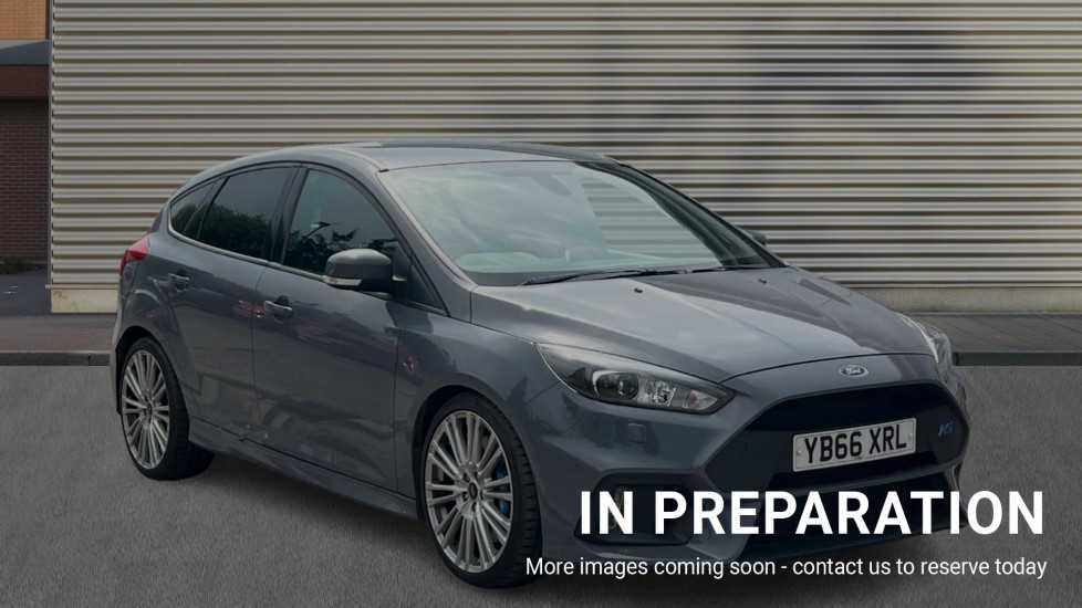 Main listing image - Ford Focus RS