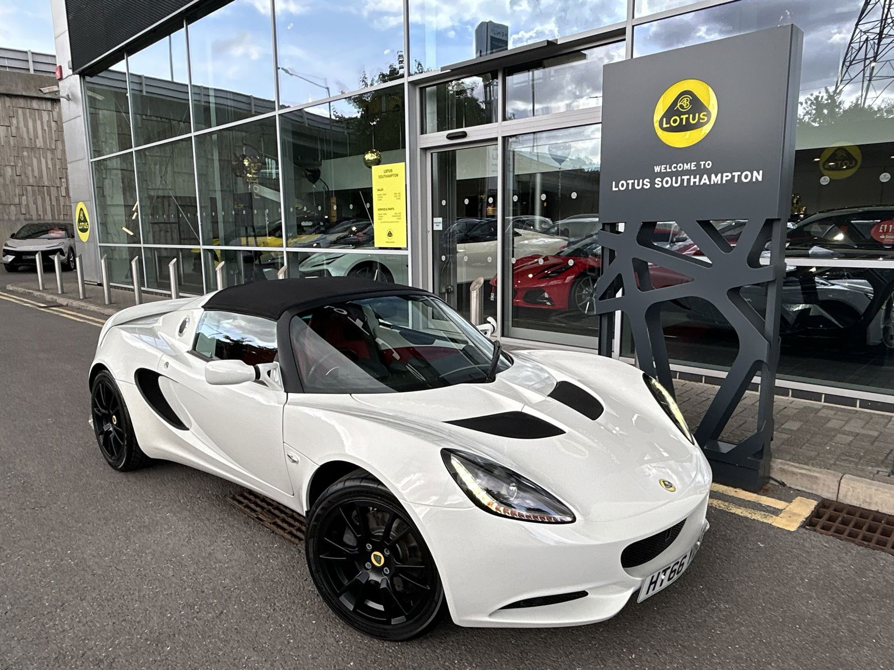 Main listing image - Lotus Elise