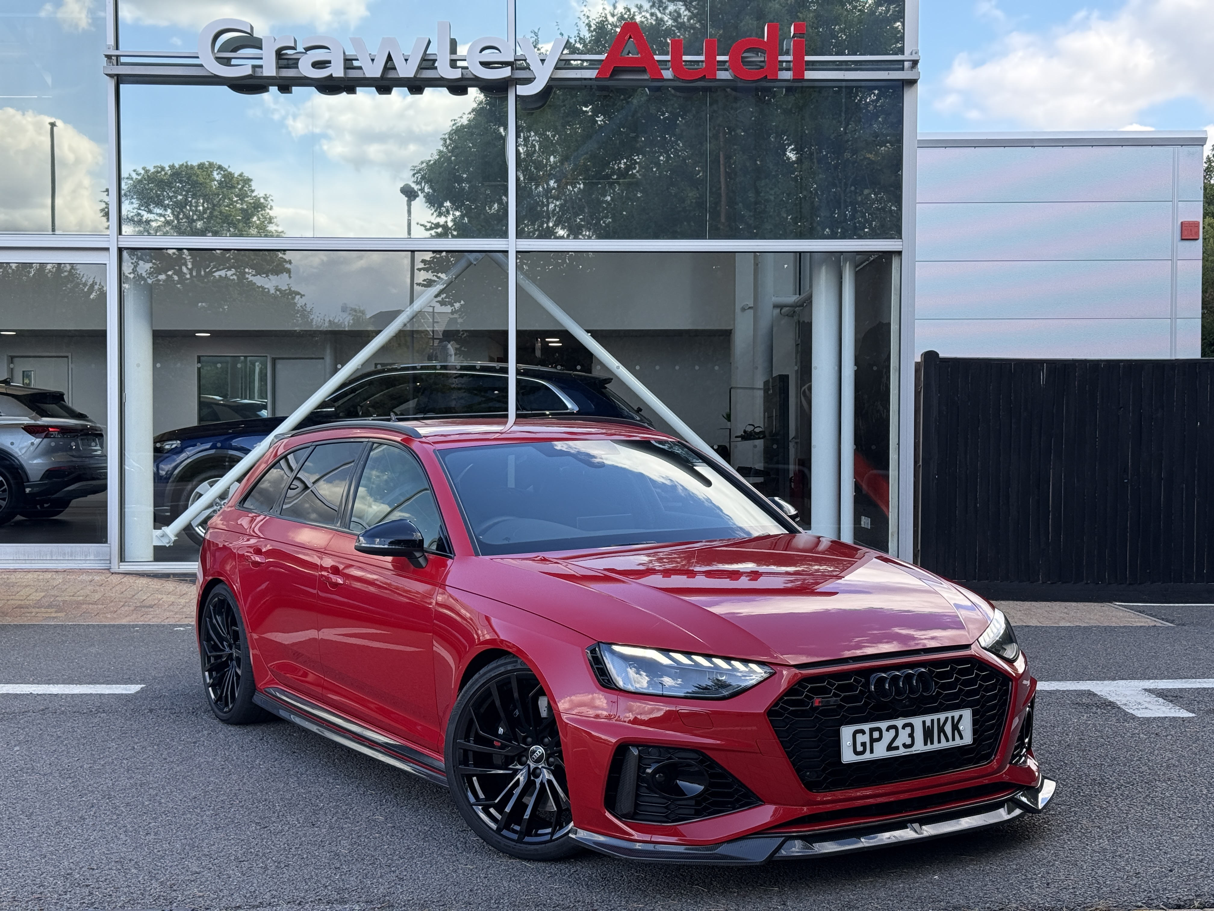 Main listing image - Audi RS4