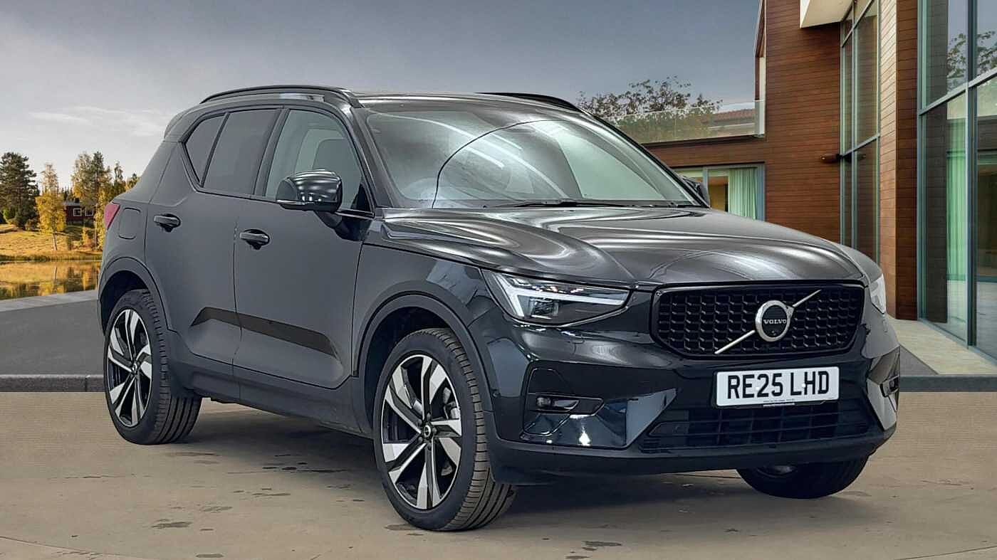 Main listing image - Volvo XC40