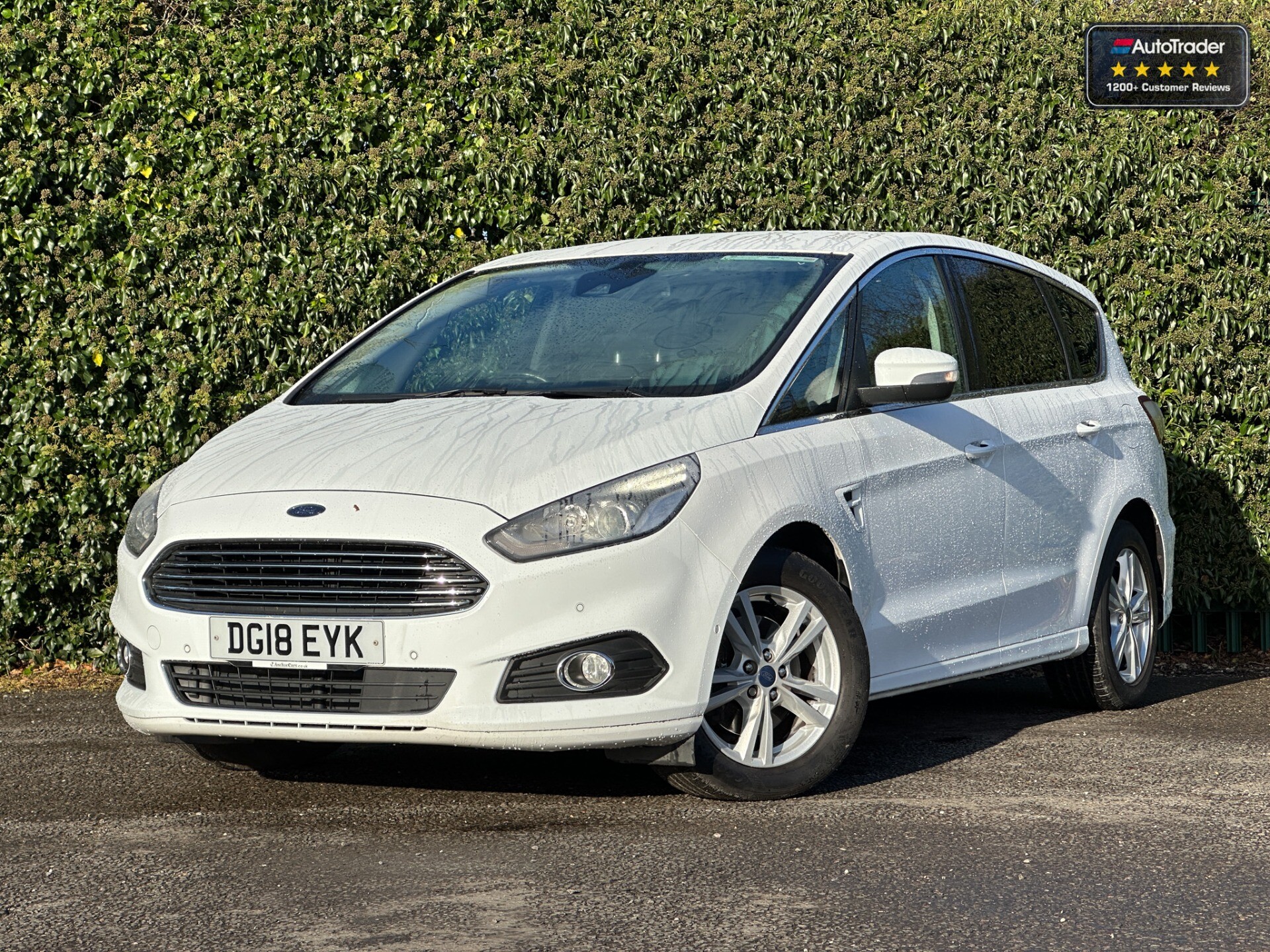 Main listing image - Ford S-MAX