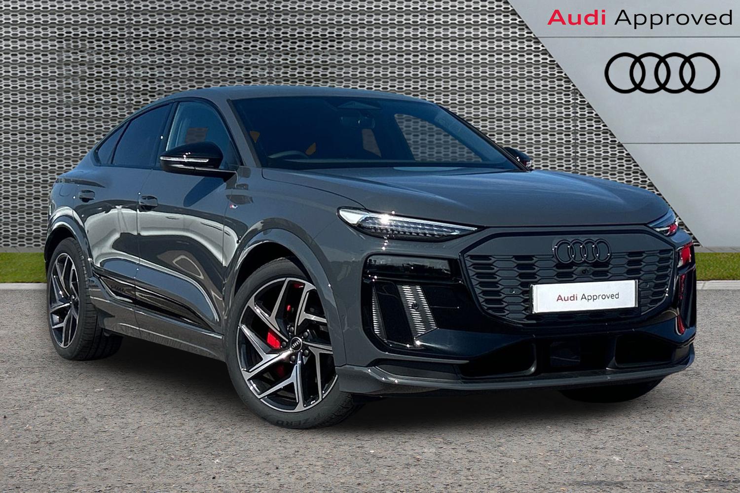 Main listing image - Audi Q6