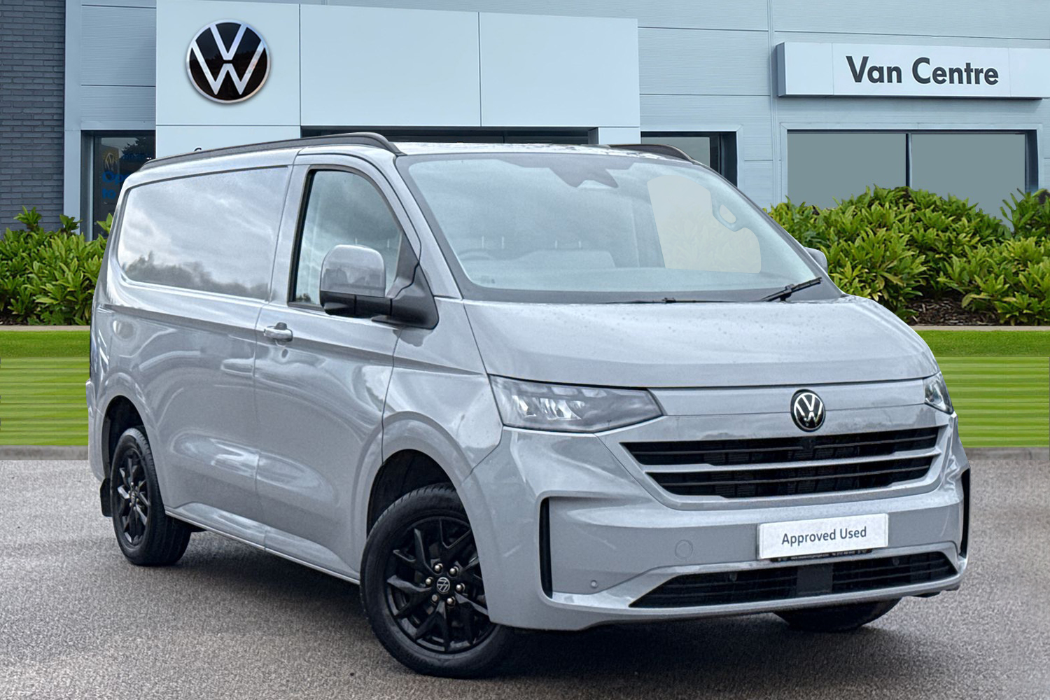 Main listing image - Volkswagen Transporter