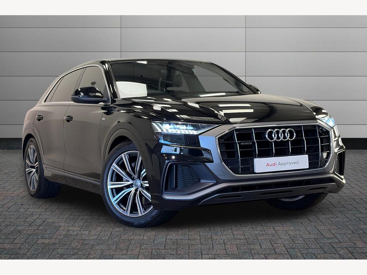Main listing image - Audi Q8