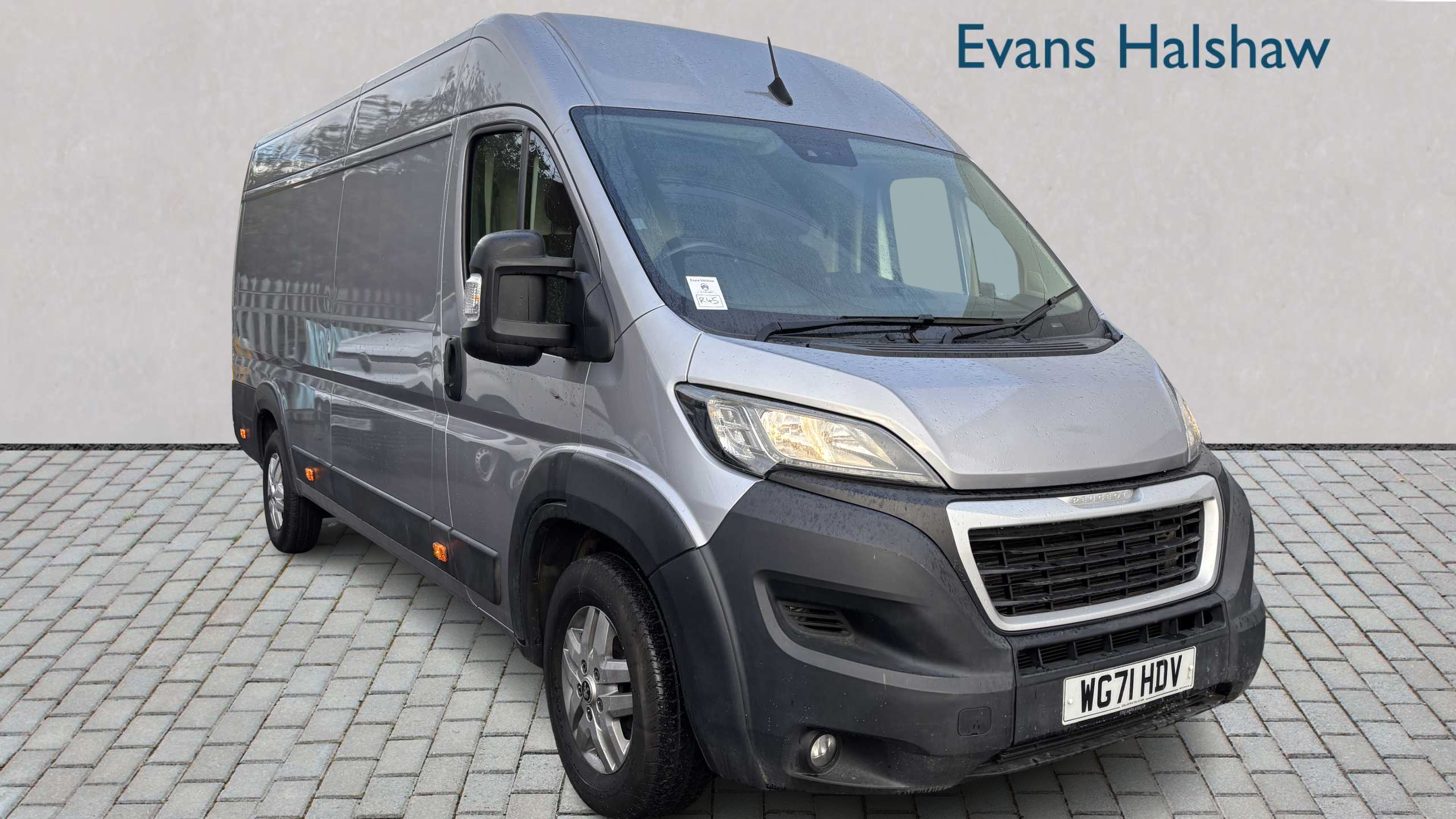 Main listing image - Peugeot Boxer