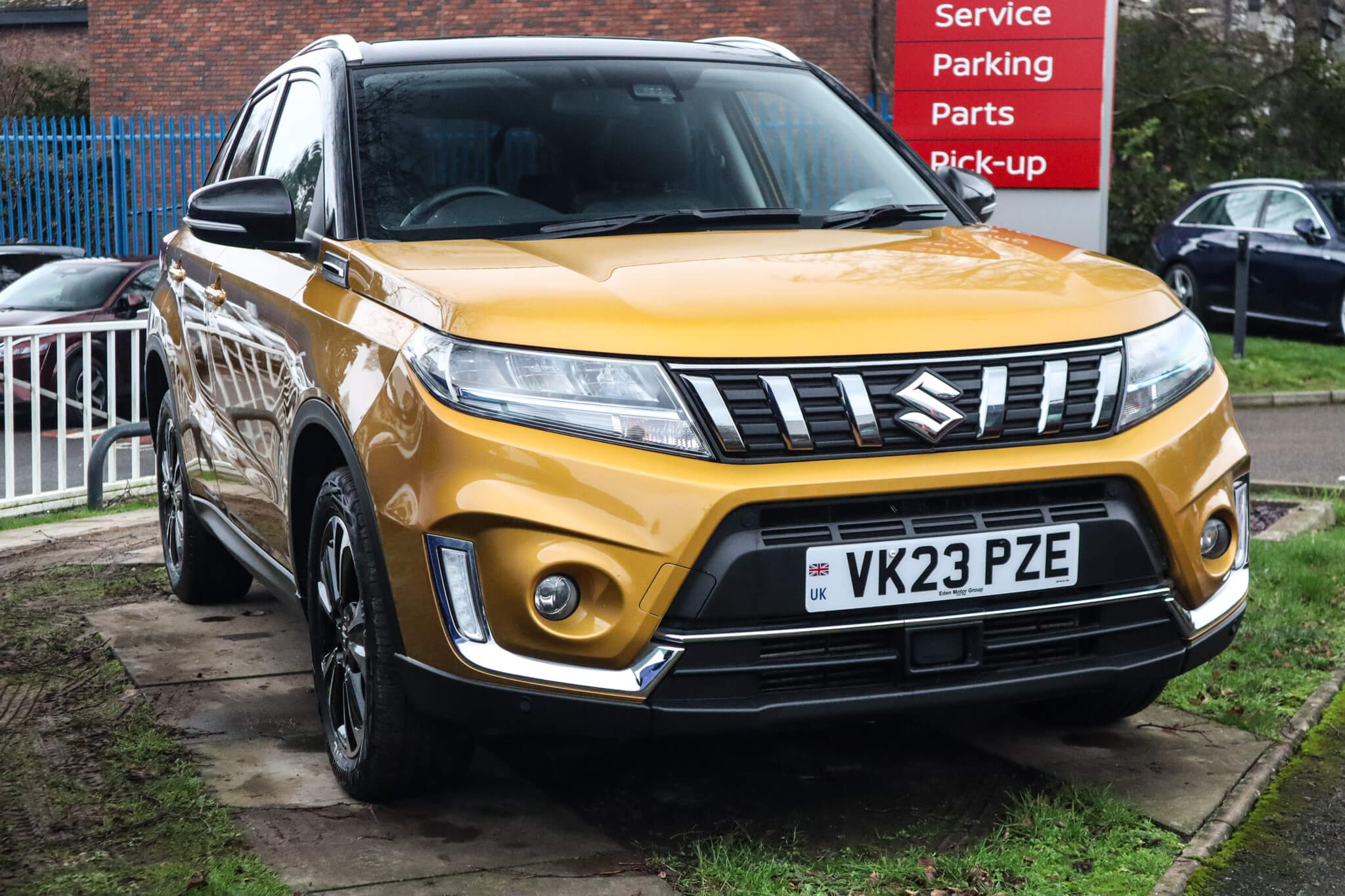 Main listing image - Suzuki Vitara