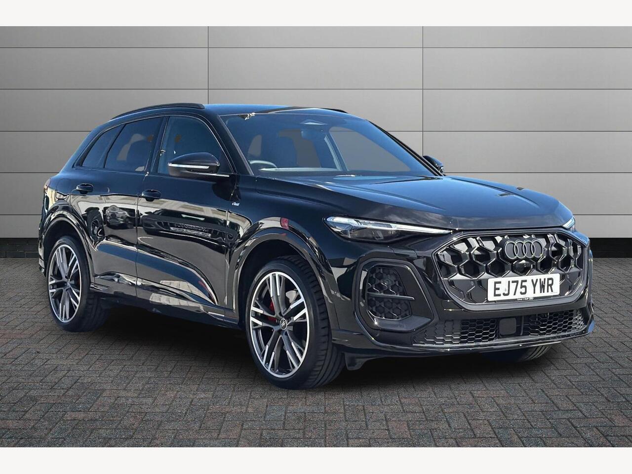 Main listing image - Audi Q5