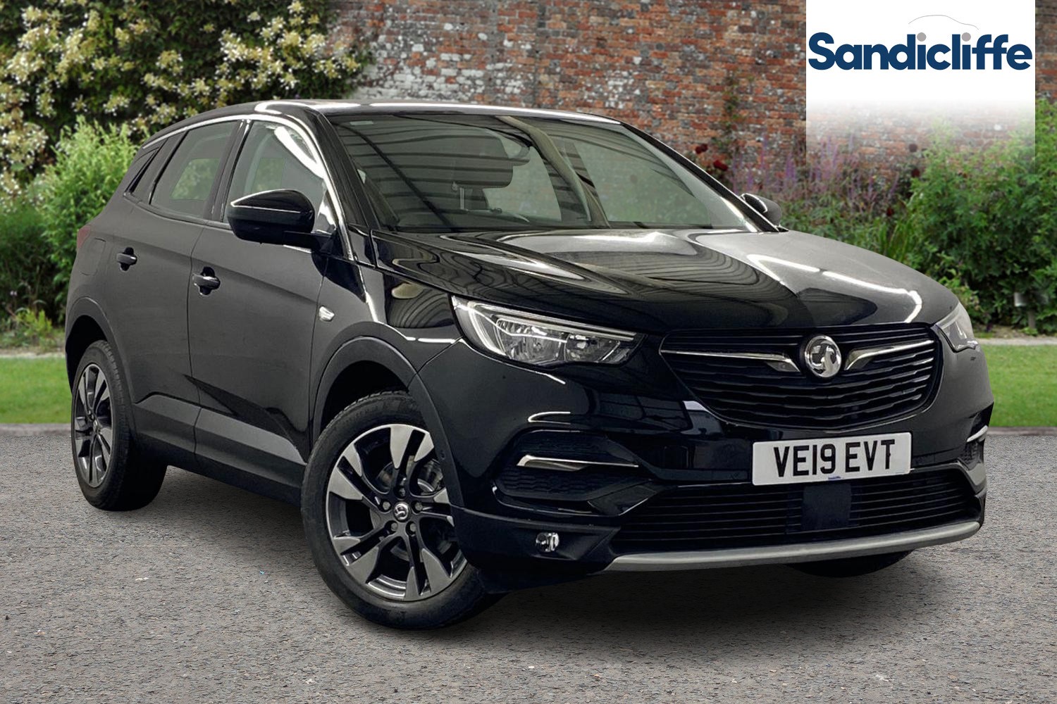 Main listing image - Vauxhall Grandland X