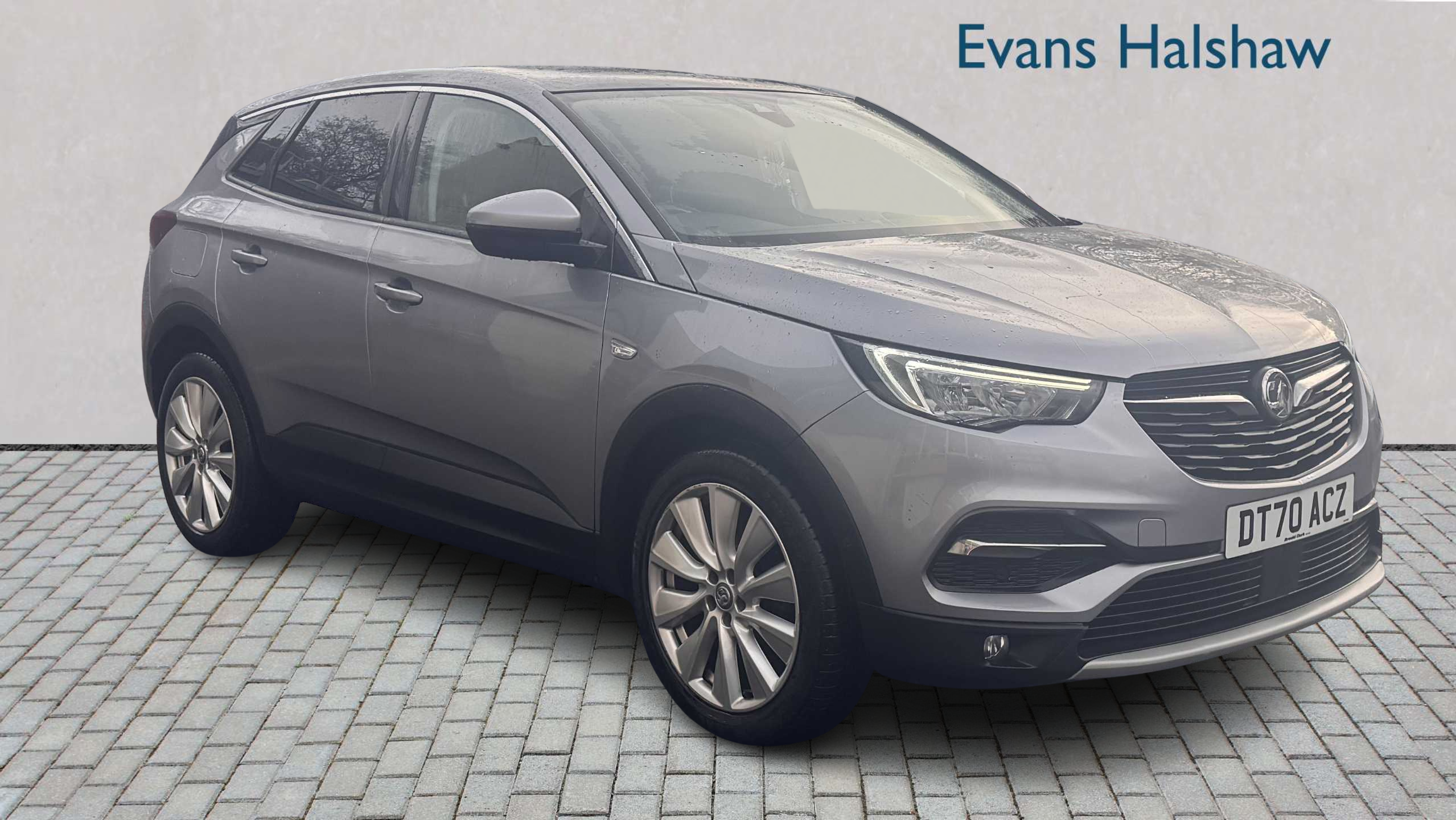 Main listing image - Vauxhall Grandland X