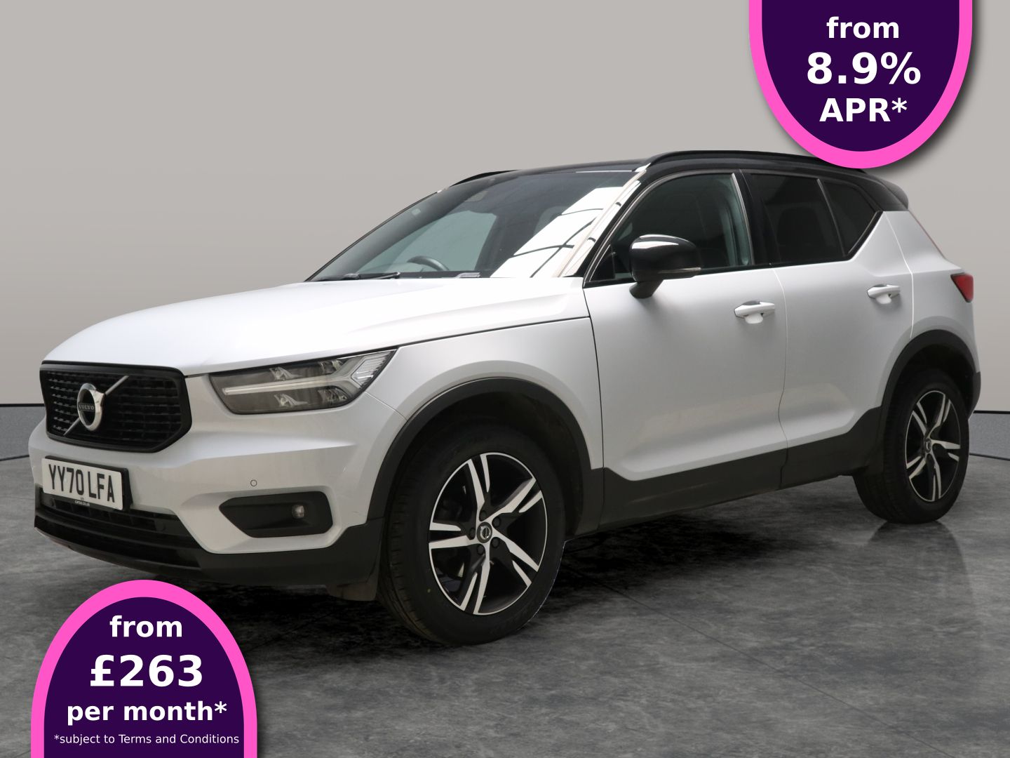 Main listing image - Volvo XC40