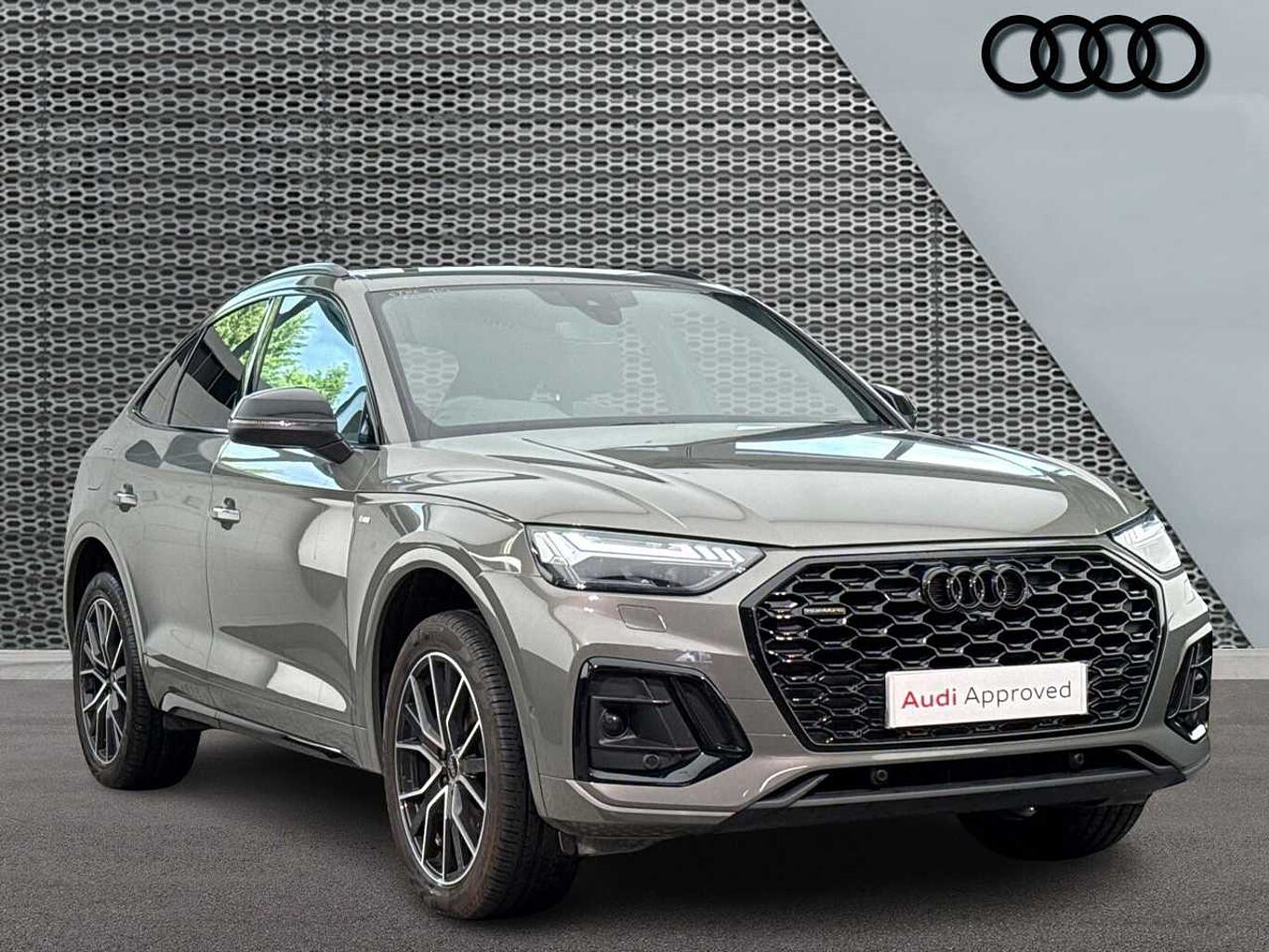 Main listing image - Audi Q5